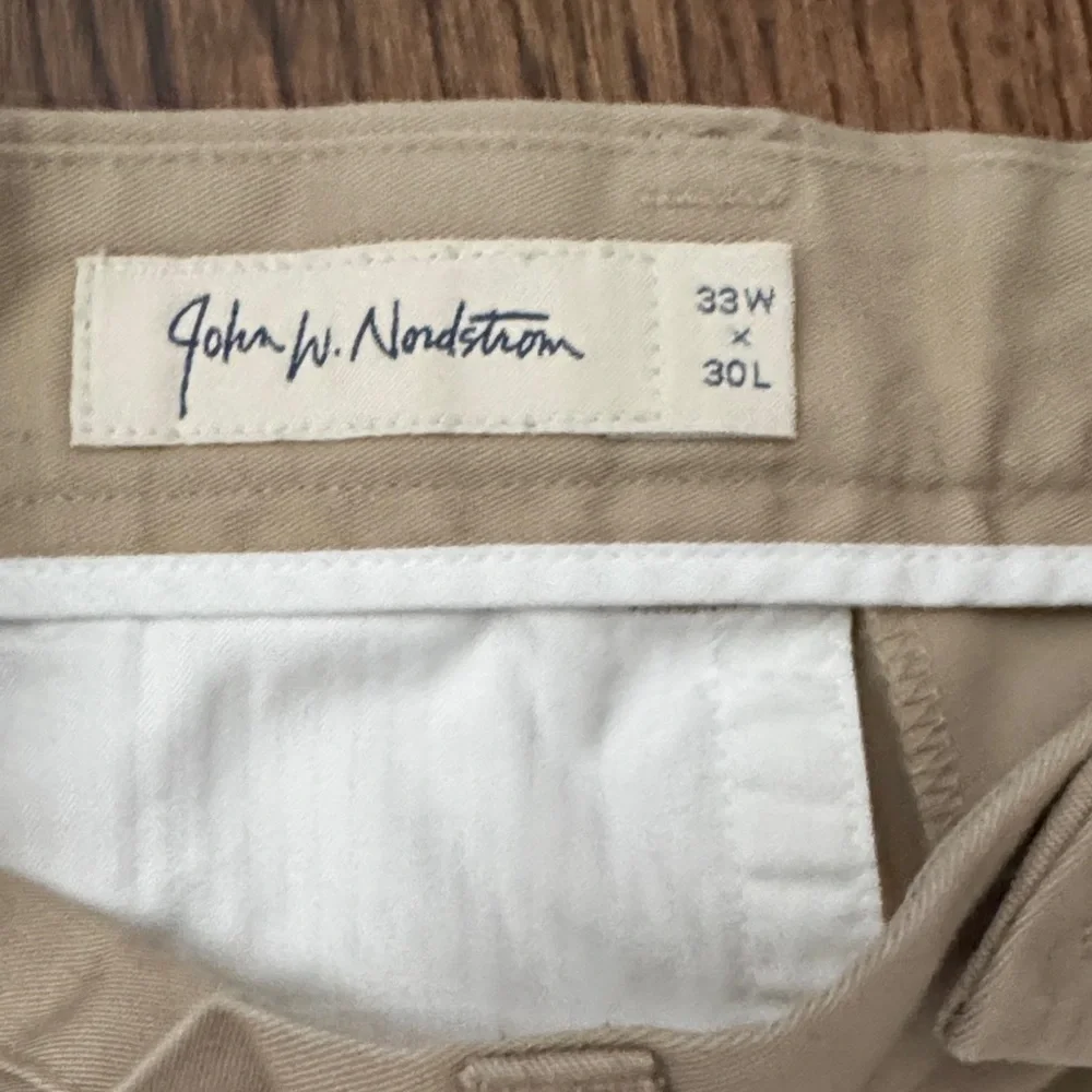 John W. Nordstrom Men's Khaki Pleated Chinos